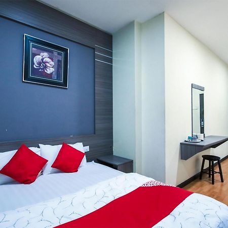 Capital O 812 Hotel Smc Seksyen 13 شاه علام المظهر الخارجي الصورة