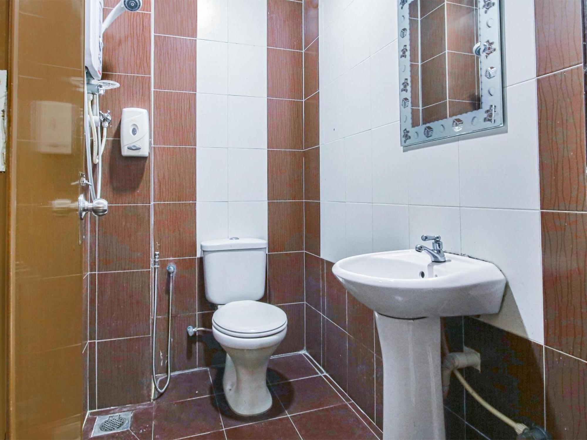Capital O 812 Hotel Smc Seksyen 13 شاه علام المظهر الخارجي الصورة