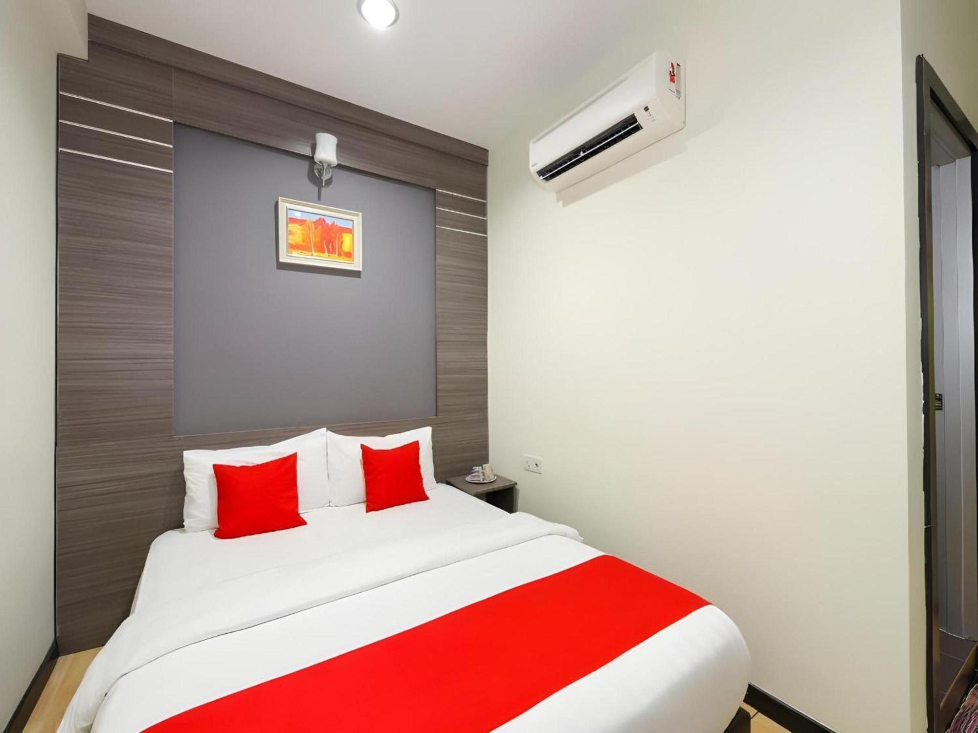 Capital O 812 Hotel Smc Seksyen 13 شاه علام المظهر الخارجي الصورة
