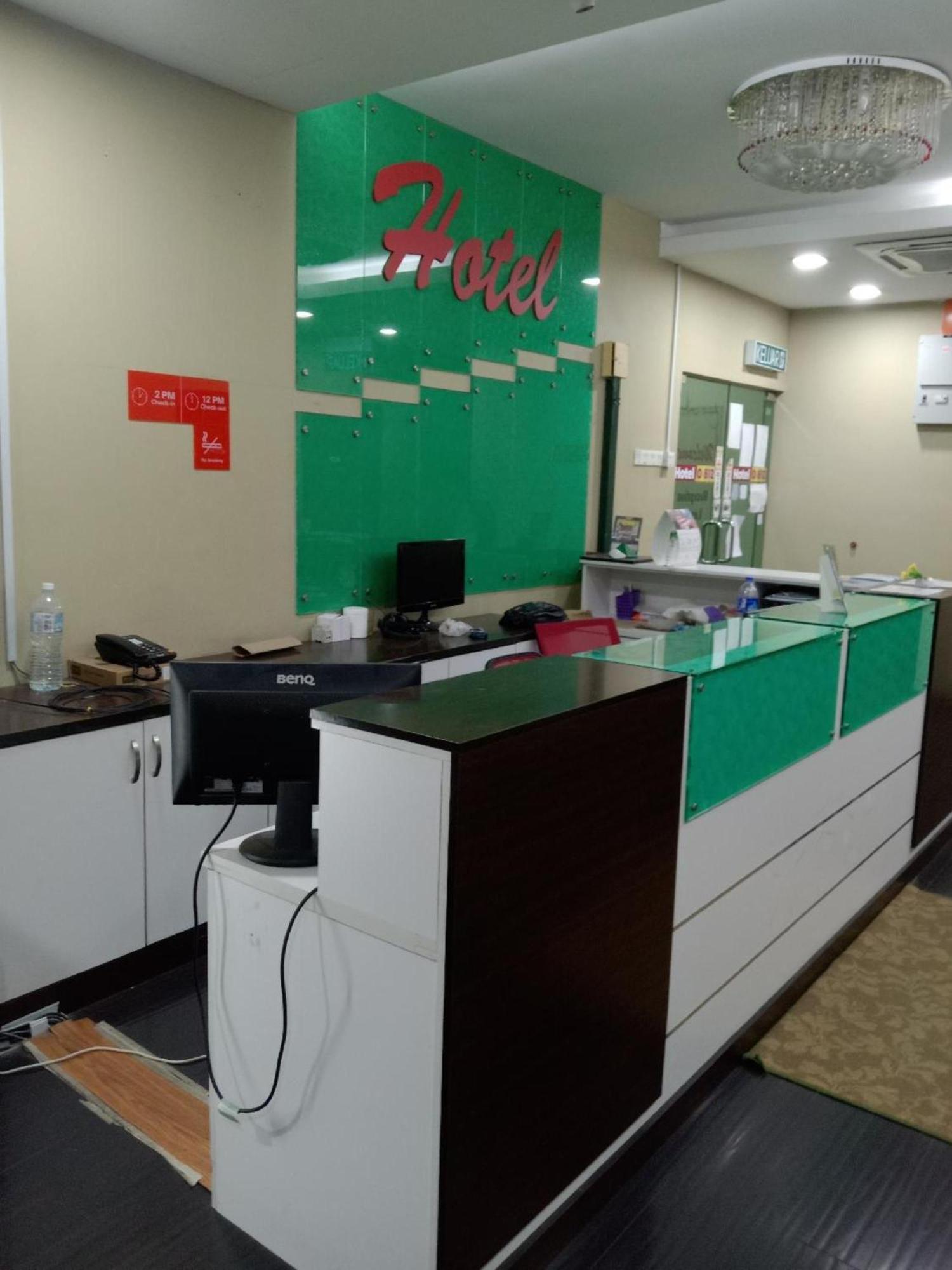 Capital O 812 Hotel Smc Seksyen 13 شاه علام المظهر الخارجي الصورة